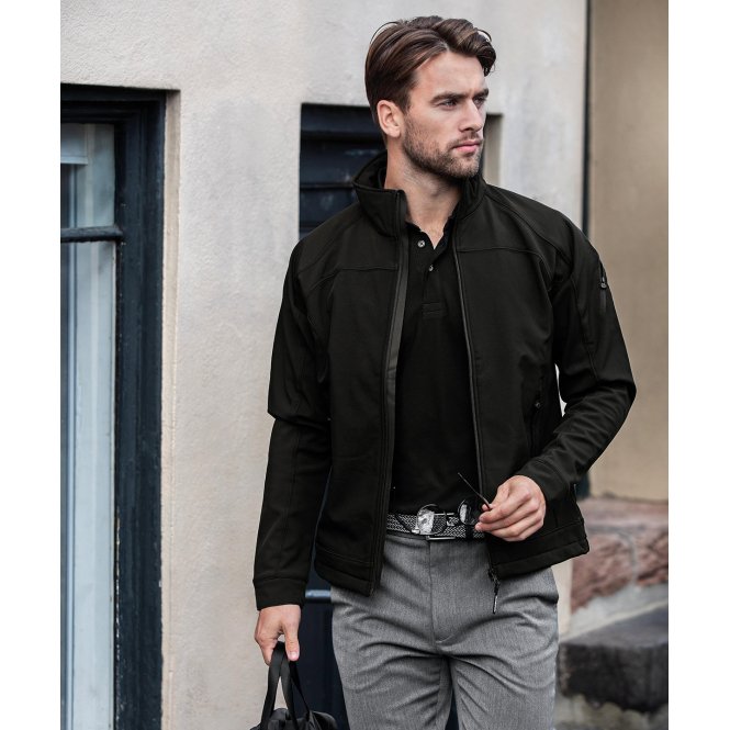 Duxbury – fashionable performance softshell jacket