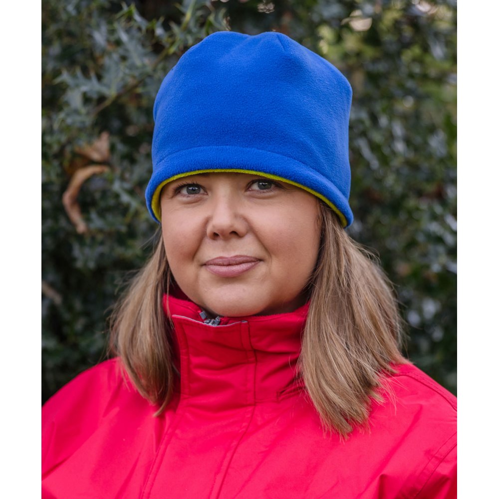 Reversible fleece skull hat