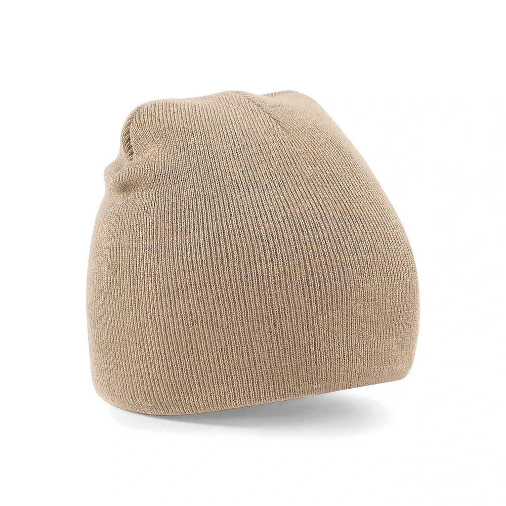 Two-tone pull-on beanie