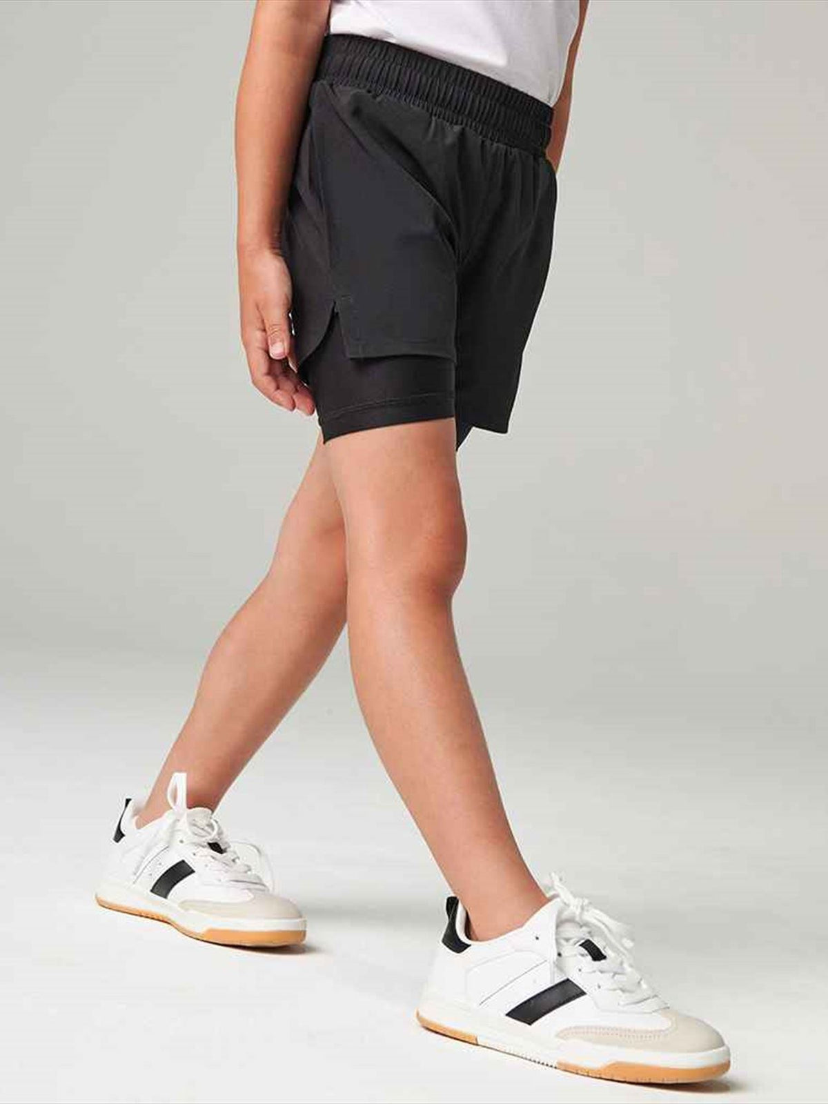 Kids double-layer sports shorts