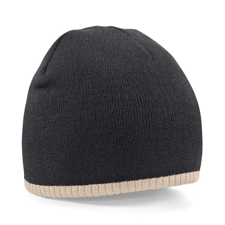 Two-tone pull-on beanie